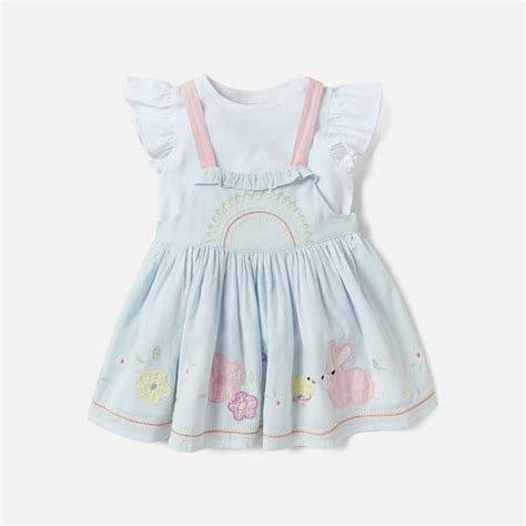 Juniors Solid T-shirt and Floral Applique Pinafore Set