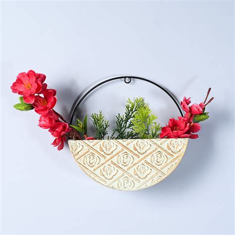 Small Wooden Hanging Planter – Green Embossed Design - Market99 – MARKET99