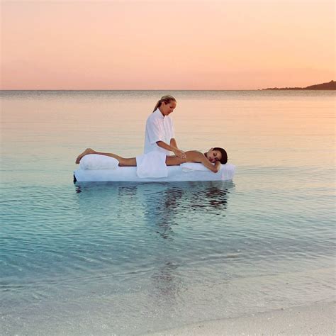 The World’s Best Outdoor Massages - Outside Online