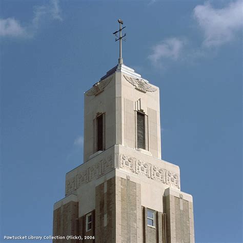 Pawtucket City Hall | ArtInRuins