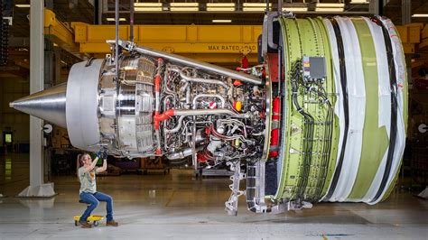 Inside GE Peebles: See the guts of jet engines | Popular Science