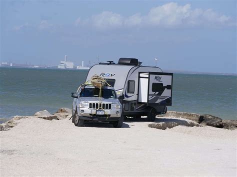 GVWR Meaning Explained: Gross Vehicle Weight Ratings for Vehicles & Towing