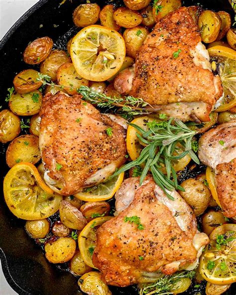 Lemon Herb Chicken And Potatoes Skillet - Jo Cooks