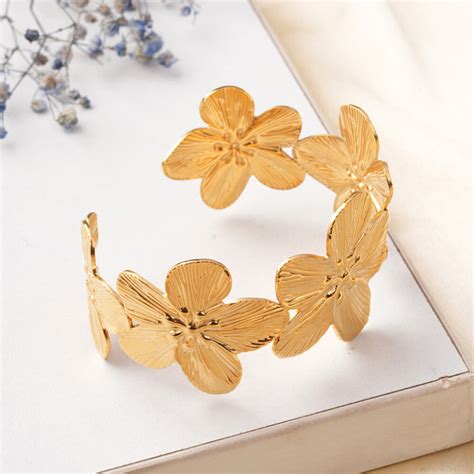 Shop Petals of Grace Cuff Gold Bracelet for Women - PALMONAS