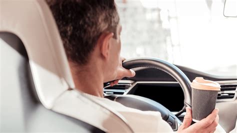 Holiday Guide: Long Road Trip Checklist | Bosch Car Service