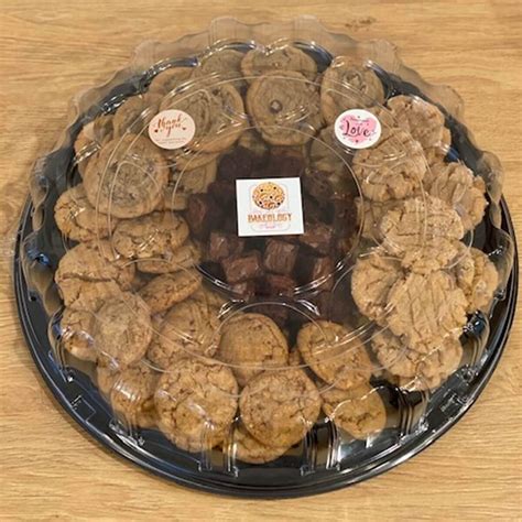 Sweet Treats Delivered Fresh | Phoenix, AZ | Nik's Bakeology Shop