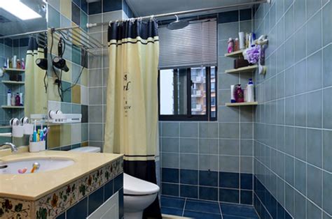 小卫生间挂浴帘效果图，带你告别湿漉漉的卫生间环境
