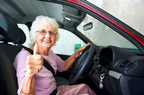 Senior Driving Course 的图像结果