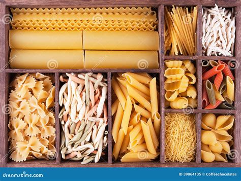 Italian Pasta Collection in Wooden Box Stock Image - Image of farfalle ...