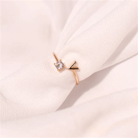 "V" Crystal Ring | Salty – Salty Accessories