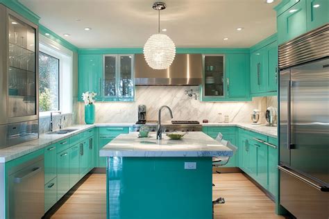 Modern and Sleek White U-Shaped Kitchen Design