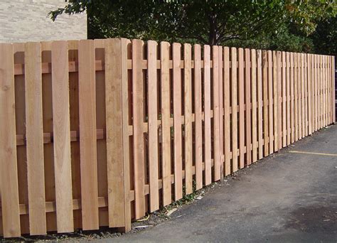 How to Install Privacy Fence Screening 的图像结果