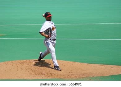 Left Hand Baseball Pitcher 的图像结果