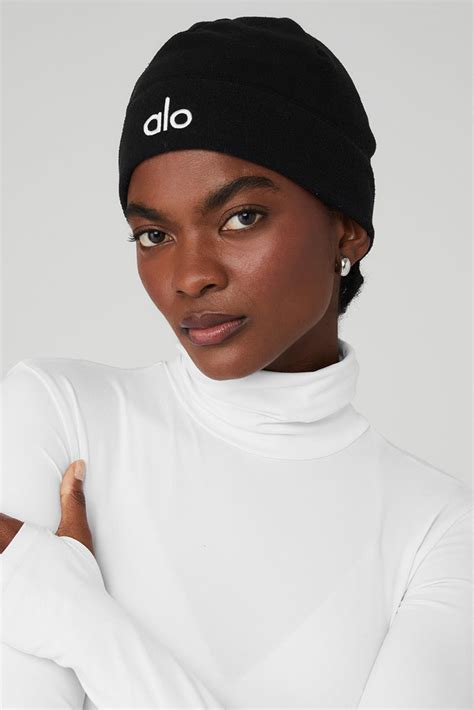 Performance Fleece Beanie - Black | Alo Yoga