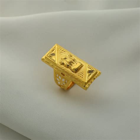 24Kt Gold Plated Ashoka Biscuit Gents Ring 8gm – Handa Bangles