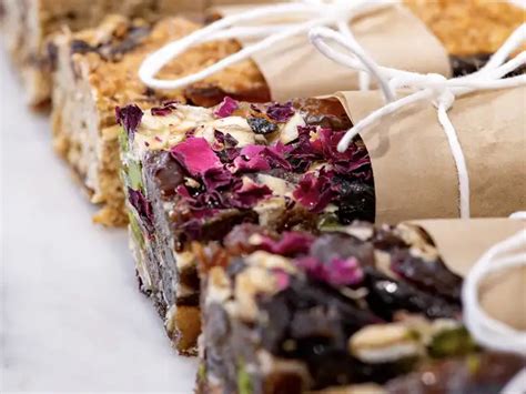 Healthy Holi drinks: This healthy thandai won't ruin your diet plans on ...