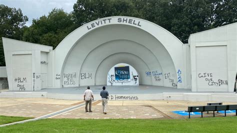 Graffiti at Graceland, Levitt Shell in Memphis | localmemphis.com