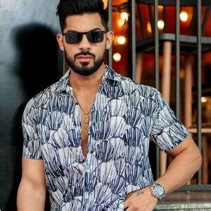 Buy Men's T-Shirts, Shirts Online @ Best Casual Cloth - Gritstones.com