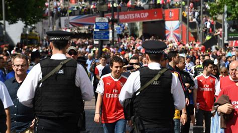 FA Cup between Arsenal and Chelsea passes peacefully amid increased ...