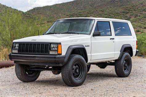 No Reserve: 1996 Jeep Cherokee SE 2-Door 4x4 5-Speed for sale on BaT Auctions - sold for $7,600 ...