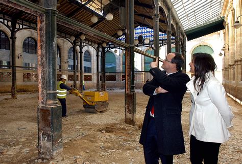 Pictures of Ana López Mercado