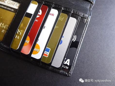 什么是借记卡？ 借记卡和信用卡区别在哪里？ | 说明书网