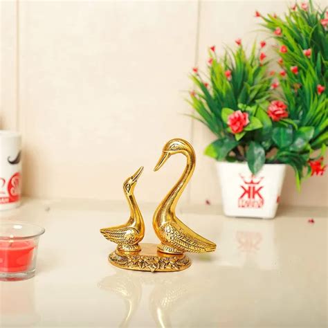 Kridaykraft Love Birds Swanset Pair of Kissing Duck Metal Statue, Love ...