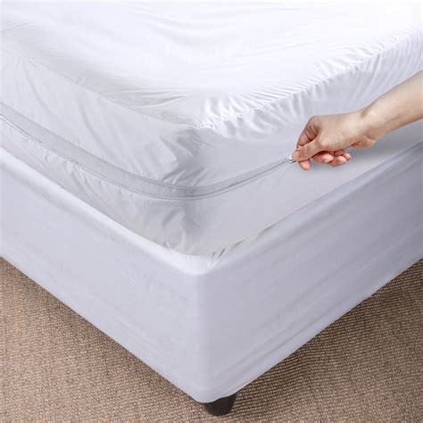 Studio 707 Polyester Zippered Mattress Protector, King, Noiseless ...