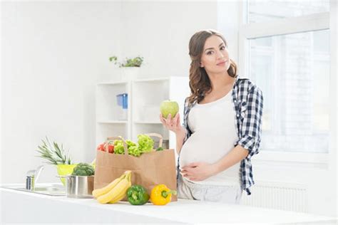 The Best Foods to Eat During Pregnancy for Baby’s Growth and Your Heal