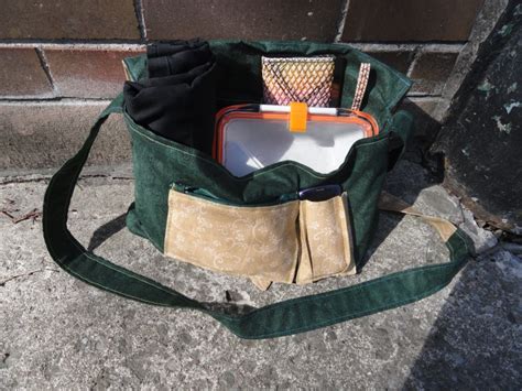 Sewing a Messenger Purse Tutorial 的图像结果