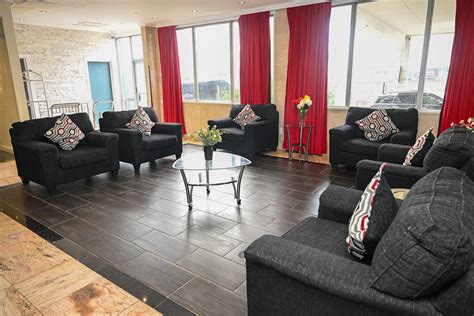 Ramada by Wyndham North Bergen | North Bergen, NJ Hotels