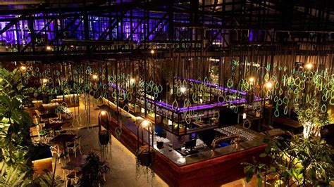 Bangalore: Over 40,000 plants are woven into this restaurant's ...