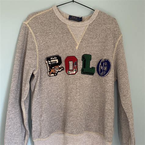 Medium grey polo sweater, barely worn - Depop