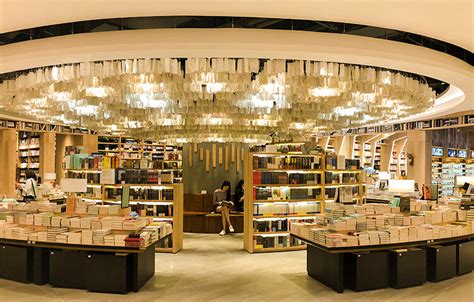 中国首家·图书馆与书店的完美结合——铜陵新华书店图书馆店_设计邦-全球受欢迎的集建筑、工业、科技、艺术、时尚和视觉类的设计媒体
