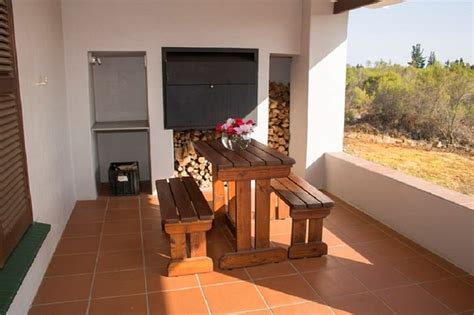 TRENGWAINTON (Hogsback, Eastern Cape) - Farmhouse Reviews, Photos, Rate ...