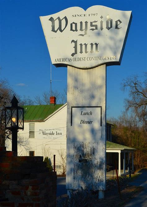 THE WAYSIDE INN & LARRICK'S TAVERN (Middletown) - Hotel Reviews, Photos ...