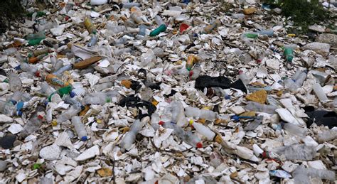 Guatemala prohíbe el plástico de un solo uso y da plazo de dos años ...