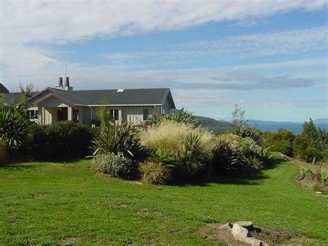 Omori Lake House Restaurant: Pictures & Reviews - Tripadvisor