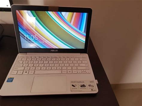 11 Laptop 的图像结果