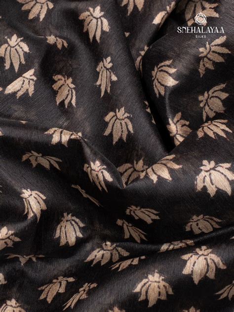 Black Munga Tussar Saree – Snehalayaa Silks