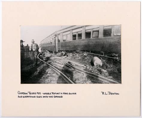 [Train Derailment in Gordon, Texas] - The Portal to Texas History
