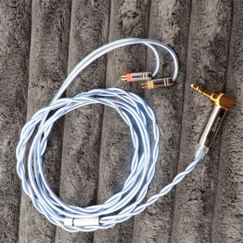 XINHS 2 Core Twisted Upgrade Cable for IEM | Concept Kart