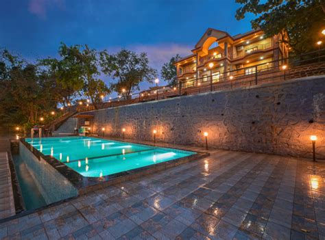 Giridhar Palace in Girivan Mulshi a luxurious 7 BHK villa n...