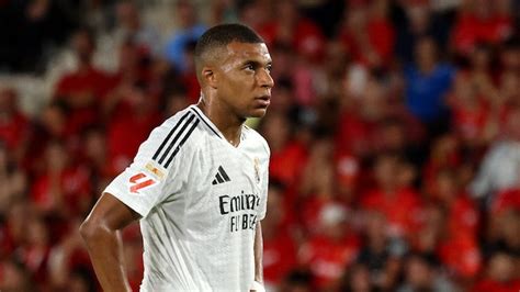 Watch: Kylian Mbappe hands Rafael Nadal his Real Madrid shirt - India Today