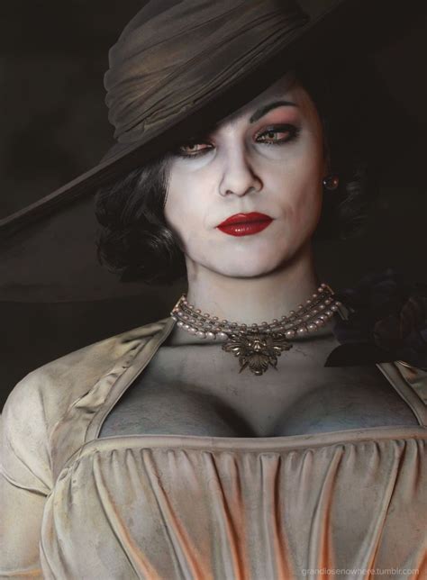 Pin by Skyzzis on Lady Dimitrescu | Resident evil girl, Resident evil ...