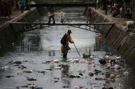 Sanitasi di Wilayah DKI Jakarta