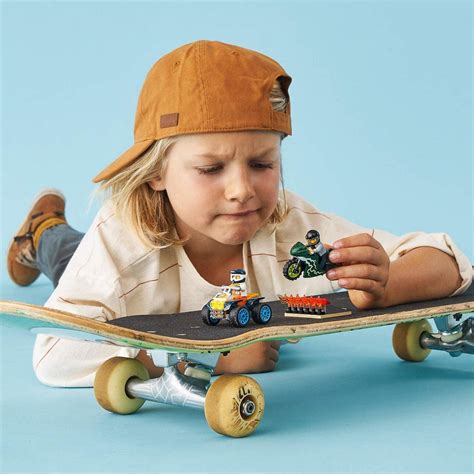 Buy LEGO City Stunt Team Online at Best Price in India – FunCorp