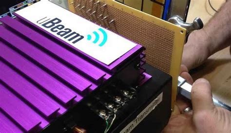 uBeam wireless charger powers smartphones from across the room