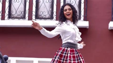 Actress Sheetal had a working birthday; Know how her co-stars wish ...