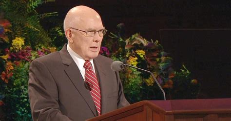Elder Dallin H. Oaks: ‘Loving and living with differences’ – Church News